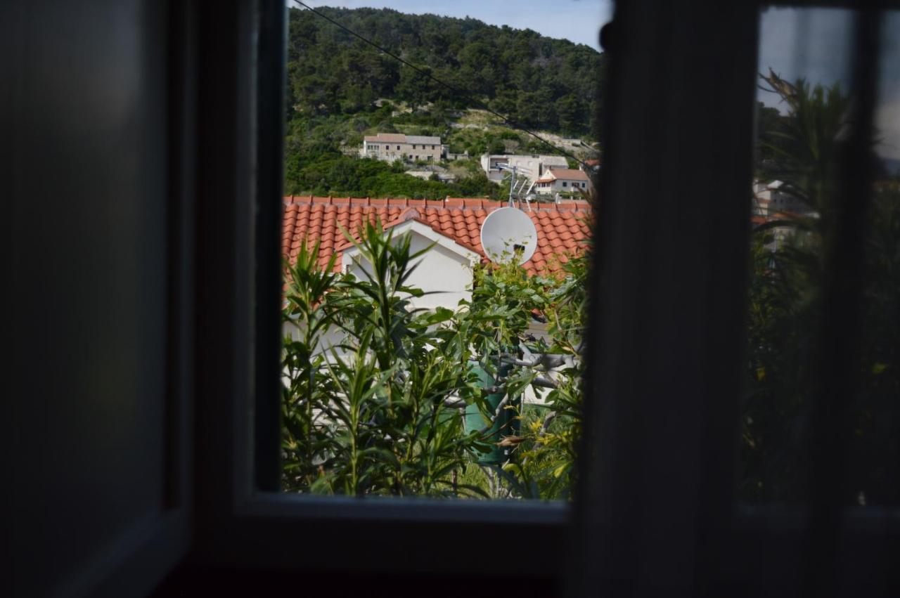 Visilo Stone House Villa Pucisca Bagian luar foto